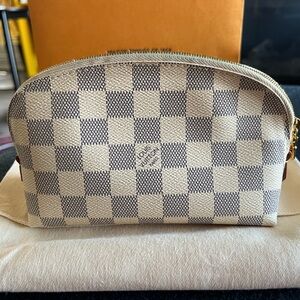 Louis Vuitton  Cosmetic  Bag